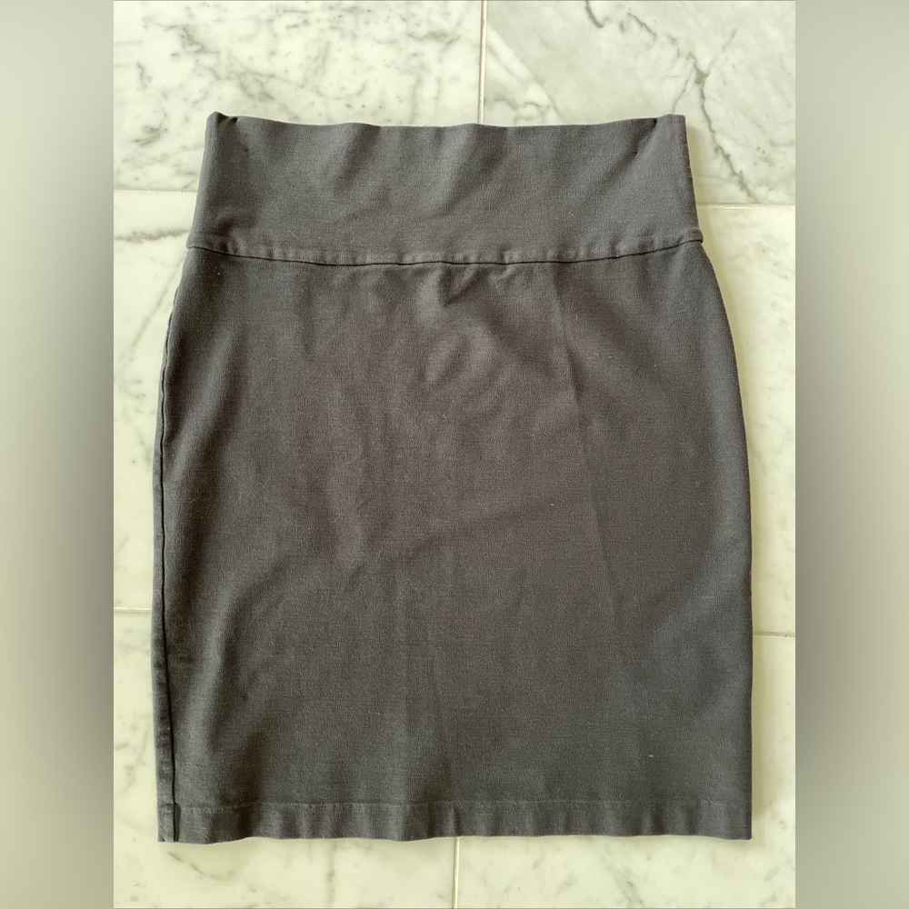 Eileen Fisher Petite black pencil skirt size PS